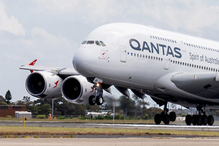 Qantas Increases Transit Time